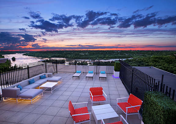 Riverfront Apartments on the James River | 2000 Riverside Richmond